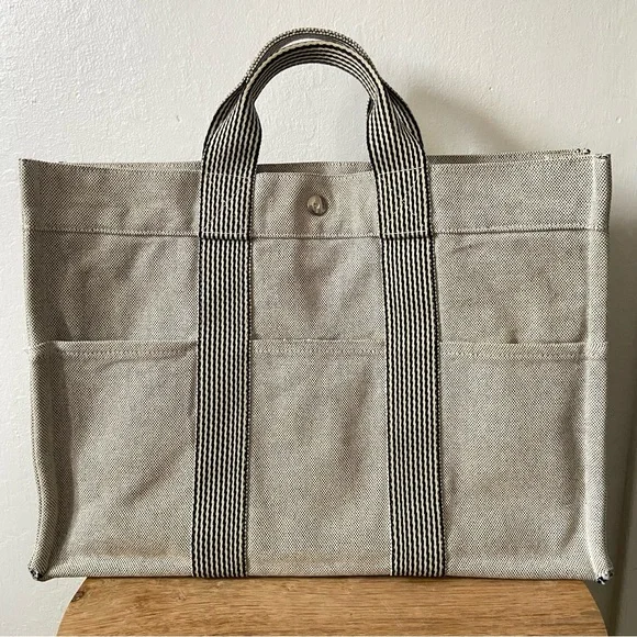 Hermes Toile Fourre-Tout MM Tote Bag - Picture 2 of 16